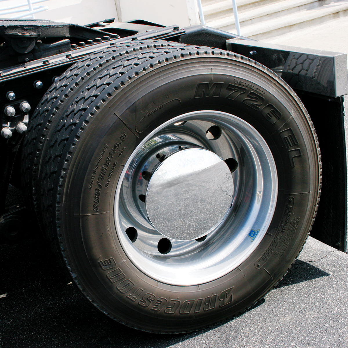 Chrome Plastic Single Hub Design Rear Axle Cover With 33mm Thread-On Nut Covers