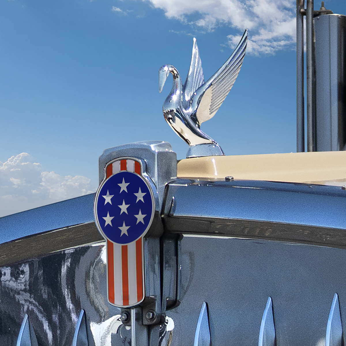 Swan Hood Ornament - Bugler 72001